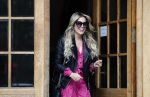 Hamburg 13 april 2018
Sylvie Meis viert haar 40e verjaardag oa met haar vader en moeder en haar broer Daniel. Ze gingen smiddags lunchen in Restaurant Daniel en s avonds was het feest in hotel Radisson Blue in Hamburg.