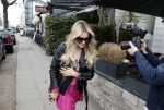 Hamburg 13 april 2018
Sylvie Meis viert haar 40e verjaardag oa met haar vader en moeder en haar broer Daniel. Ze gingen smiddags lunchen in Restaurant Daniel en s avonds was het feest in hotel Radisson Blue in Hamburg.