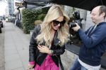 Hamburg 13 april 2018
Sylvie Meis viert haar 40e verjaardag oa met haar vader en moeder en haar broer Daniel. Ze gingen smiddags lunchen in Restaurant Daniel en s avonds was het feest in hotel Radisson Blue in Hamburg.