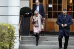 Hamburg 13 april 2018
Sylvie Meis viert haar 40e verjaardag oa met haar vader en moeder en haar broer Daniel. Ze gingen smiddags lunchen in Restaurant Daniel en s avonds was het feest in hotel Radisson Blue in Hamburg.