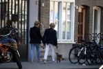 Amsterdam 8 mei 2018 
Tatjana Simic met haar moeder en een vriendin op terras.