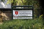 Hilversum 9 mei 2018
Emile Ratelband mag hier onder begeleiding zijn kinderen zien . Zijn ex Moon brengt de kinderen.
Trompendaal Hilversum