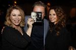 Noordwijk 9 april 2018
Uitreiking en lunch van de strong woman award in hotel Huis ter Duin. Wesly Bronkhorst met Leontine Borsato en Antje Monteiro