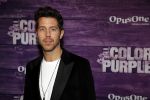 Amsterdam 16 april 2018
Premiere the color purple in de NDSM loods. William Spaaij kwam met een vriend