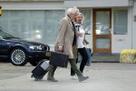 Amsterdam 18 april 2019
Boudewijn Poelman met zijn vrouw wandelend op straat  in Amsterdam zuid .