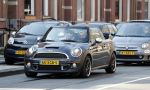 Amsterdam 8 april 2019
Caroline Tensen met zoon Bob in mini cooper cabrio