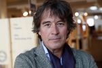 Amsterdam 15 april 2019
Boekpresentatie van Inge Ipenburg bij boekhandel Scheltema.
Simone Kleinsma krijgt het eerste exemplaar. Casper v Bohemen