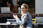 Amsterdam 16 april 2019
Christie Bokma op terras in Amsterdam zuid