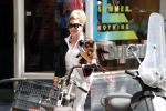 Amsterdam 11 mei 2019
Connie Witteman met haar nieuwe hondje
