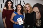 Amsterdam 7 mei 2019
Boekpresentatie Camilla Lackberg bij Mama Kelly in olympisch stadion.
aanwezig oa Daphne Deckers
Isa Hoes
Heleen van Royen
Anna Drijver
Marion Pauw
Susan Smit
Moniqiue des Bouvrie
Patricia Snel
Marlies Dekkers
Inge Ipenburg