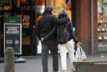 Amsterdam 11 april 2019
Dirk Zeelenberg met zijn vrouw Suus in Amsterdam zuid