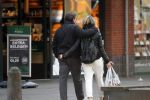 Amsterdam 11 april 2019
Dirk Zeelenberg met zijn vrouw Suus in Amsterdam zuid