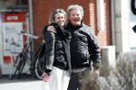 Amsterdam 11 april 2019
Dirk Zeelenberg met zijn vrouw Suus in Amsterdam zuid