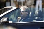 Amsterdam 17 april 2019
Dirk Zeelenberg in cabrio in Amsterdam zuid.