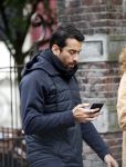 Amsterdam 5 mei 2019
Dotan met een vriendin in het vondelpark.