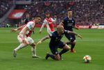 Amsterdam, 31 Maart 2019 AJAX-PSV, eindstand 3-1
Dusan Tadic en Angelino