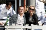 Amsterdam 10 april 2019
Eelko v Kooten met zijn vriendin Naomi v d Zwaan op terras.