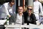 Amsterdam 10 april 2019
Eelko v Kooten met zijn vriendin Naomi v d Zwaan op terras.