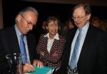 Den Haag, 8 Mei 2019
Uitreiking boek Elco Brinkman met de tekst: Bouwen en Bewaren
Mark Rutte met Nout Wellink