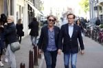 Amsterdam 1o0 mei 2019
Frank en Rogier van paleis voor een prikkie op straat in Amsterdam.