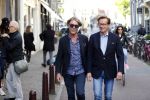 Amsterdam 1o0 mei 2019
Frank en Rogier van paleis voor een prikkie op straat in Amsterdam.