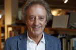 Amsterdam 15 april 2019
Boekpresentatie van Inge Ipenburg bij boekhandel Scheltema.
Simone Kleinsma krijgt het eerste exemplaar. 
Hans v Willigenburg
