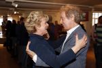 Amsterdam 15 april 2019
Boekpresentatie van Inge Ipenburg bij boekhandel Scheltema.
Simone Kleinsma krijgt het eerste exemplaar. 
Hans v Willigenburg