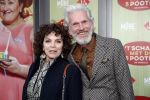 Amsterdam 14 april 2019
Premiere van t schaep met de 5 poten in het deLamar theater. Henriette Tol met haar partner Rob Snoek