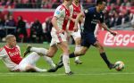 Amsterdam, 31 Maart 2019 AJAX-PSV, eindstand 3-1
Hirving Lozano en Donny v d Beek