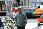 Den Haag 9 april 2019
Humberto tan fluitend op straat onderweg naar Libelle event in Dudok.