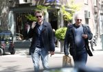 Amsterdam 11 mei 2019
Mark v Eeuwen en Huub Stapel op de cornelis schuytstraat. Ze gaan repeteren voor Flikken Rotterdam.