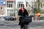 Amsterdam 9 april 2019
Isa Hoes op de fiets in Amsterdam zuid