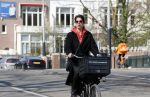 Amsterdam 9 april 2019
Isa Hoes op de fiets in Amsterdam zuid