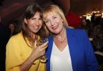 Amsterdam 7 mei 2019
Boekpresentatie Camilla Lackberg bij Mama Kelly in olympisch stadion.
aanwezig oa Daphne Deckers
Isa Hoes
Heleen van Royen
Anna Drijver
Marion Pauw
Susan Smit
Moniqiue des Bouvrie
Patricia Snel
Marlies Dekkers
Inge Ipenburg
Isa Hoes en Inge Ipenburg