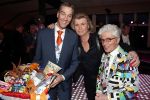 Bloemendaal 13 april 2019
Afscheidsfeest voor Hans Klok die naar Las Vegas gaat verhuizen. Jacques d Ancona kwam met zijn partner Hans Langhout