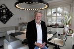 Naarden Vesting 18 april 2019
Catharine Keyl interviewt Jan des Bouvrie bij het Arsenaal.