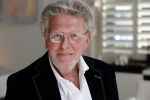 Naarden Vesting 18 april 2019
Catharine Keyl interviewt Jan des Bouvrie bij het Arsenaal.
