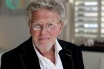 Naarden Vesting 18 april 2019
Catharine Keyl interviewt Jan des Bouvrie bij het Arsenaal.