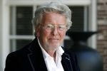 Naarden Vesting 18 april 2019
Catharine Keyl interviewt Jan des Bouvrie bij het Arsenaal.