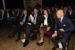 Den Haag, 8 Mei 2019
Uitreiking boek Elco Brinkman met de tekst: Bouwen en Bewaren
Janneke Brinkman en Elco Brinkman en Mark Rutte