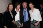 Den Haag, 8 Mei 2019
Uitreiking boek Elco Brinkman met de tekst: Bouwen en Bewaren
Janneke Brinkman en Elco Brinkman met hun dochters Henriette Brinkman Cristine Brinkman