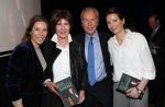 Den Haag, 8 Mei 2019
Uitreiking boek Elco Brinkman met de tekst: Bouwen en Bewaren
Janneke Brinkman en Elco Brinkman met hun dochters Henriette Brinkman Cristine Brinkman