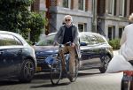 Amsterdam 11 mei 2019
Jeroen Krabbe op de fiets in Amsterdam.