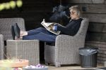 Grolloo 6 april 2019
Johan Derksen in de tuin van zijn huis na zijn ongeluk.