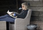 Grolloo 6 april 2019
Johan Derksen in de tuin van zijn huis na zijn ongeluk.
