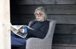 Grolloo 6 april 2019
Johan Derksen in de tuin van zijn huis na zijn ongeluk.