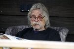 Grolloo 6 april 2019
Johan Derksen in de tuin van zijn huis na zijn ongeluk.