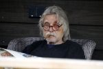 Grolloo 6 april 2019
Johan Derksen in de tuin van zijn huis na zijn ongeluk.