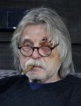 Grolloo 6 april 2019
Johan Derksen in de tuin van zijn huis na zijn ongeluk.