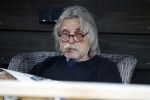 Grolloo 6 april 2019
Johan Derksen in de tuin van zijn huis na zijn ongeluk.